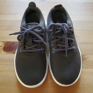 ALLBIRDS wool runners